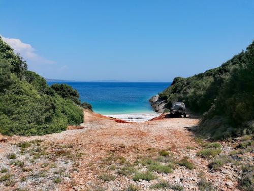 Περιήγηση με τζιπ στις καλύτερες παραλίες της Λευκάδας